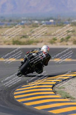 media/Oct-08-2022-SoCal Trackdays (Sat) [[1fc3beec89]]/Turn 11 Backside (1145am)/